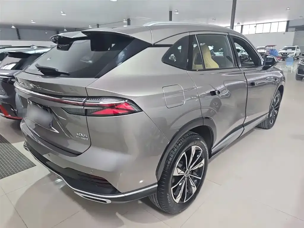 Roewe RX5 — фото 4