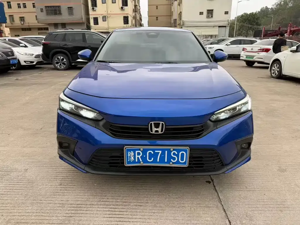 Honda Civic — фото 1