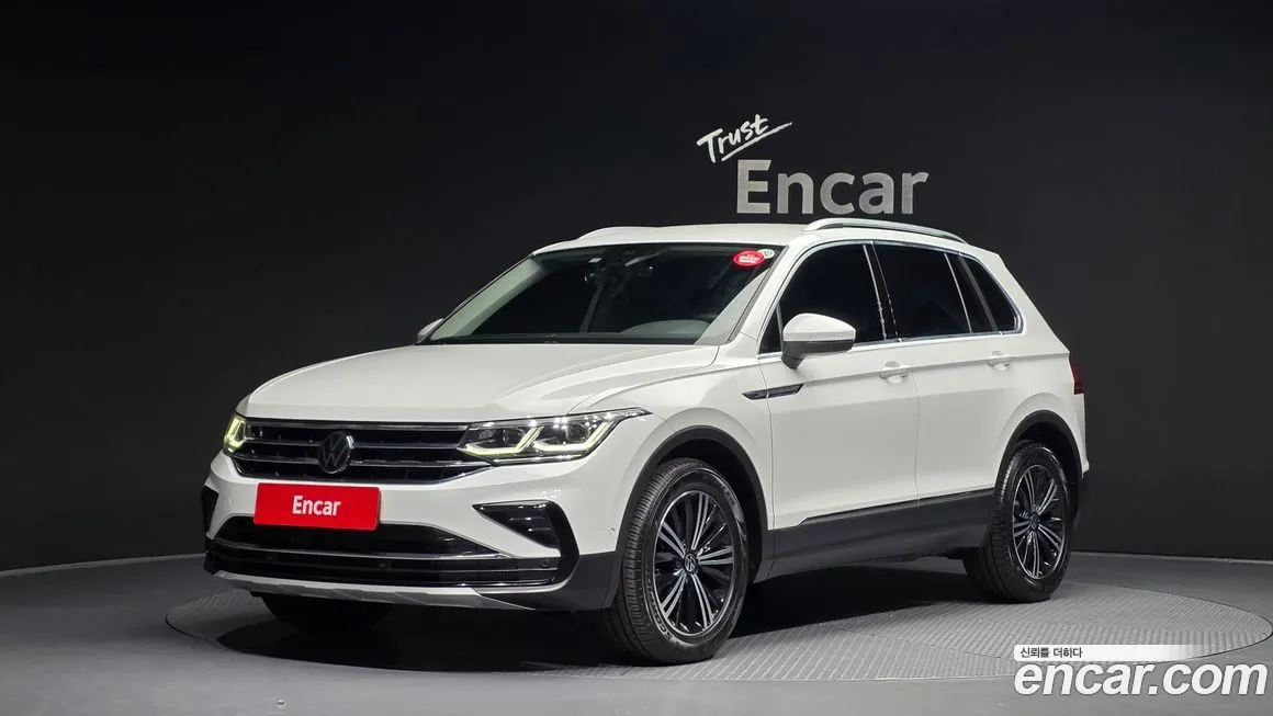 Volkswagen Tiguan — фото 1