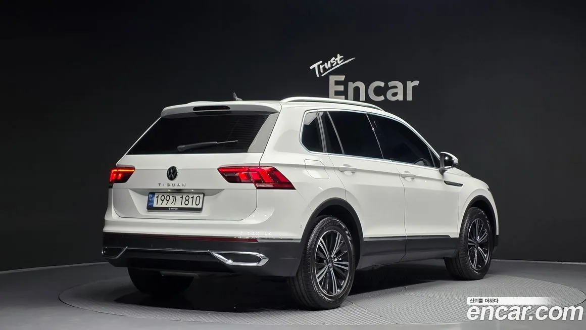 Volkswagen Tiguan — фото 3