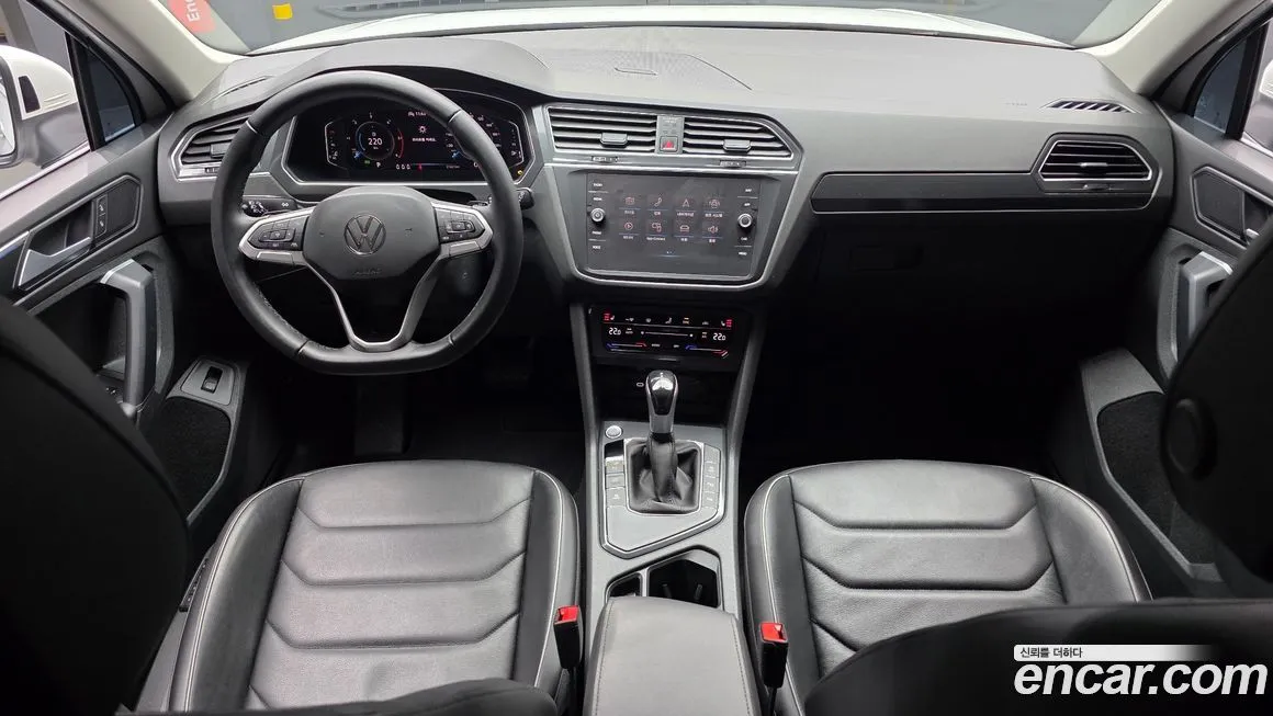 Volkswagen Tiguan — фото 6