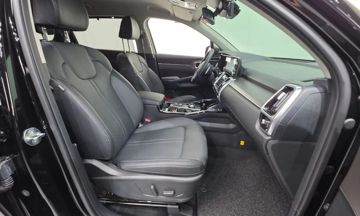 Kia Sorento — фото 7
