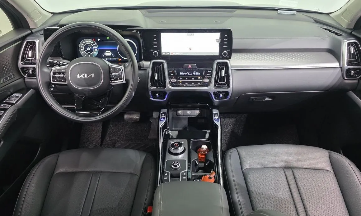Kia Sorento — фото 4