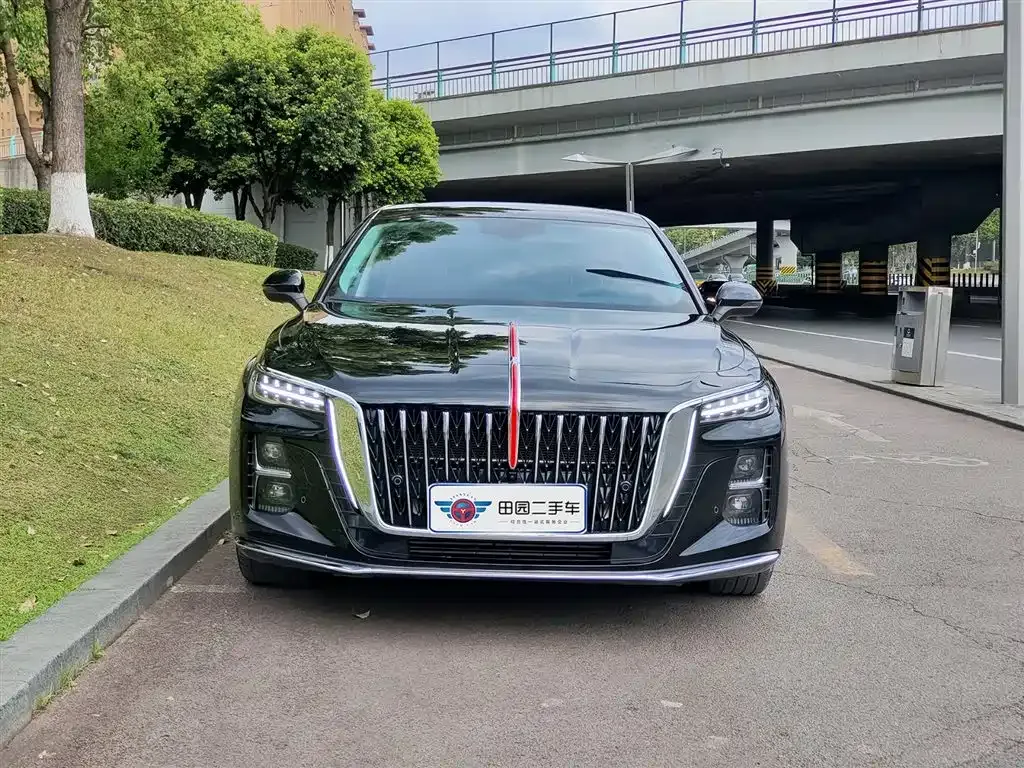 Hongqi H5 — фото 10