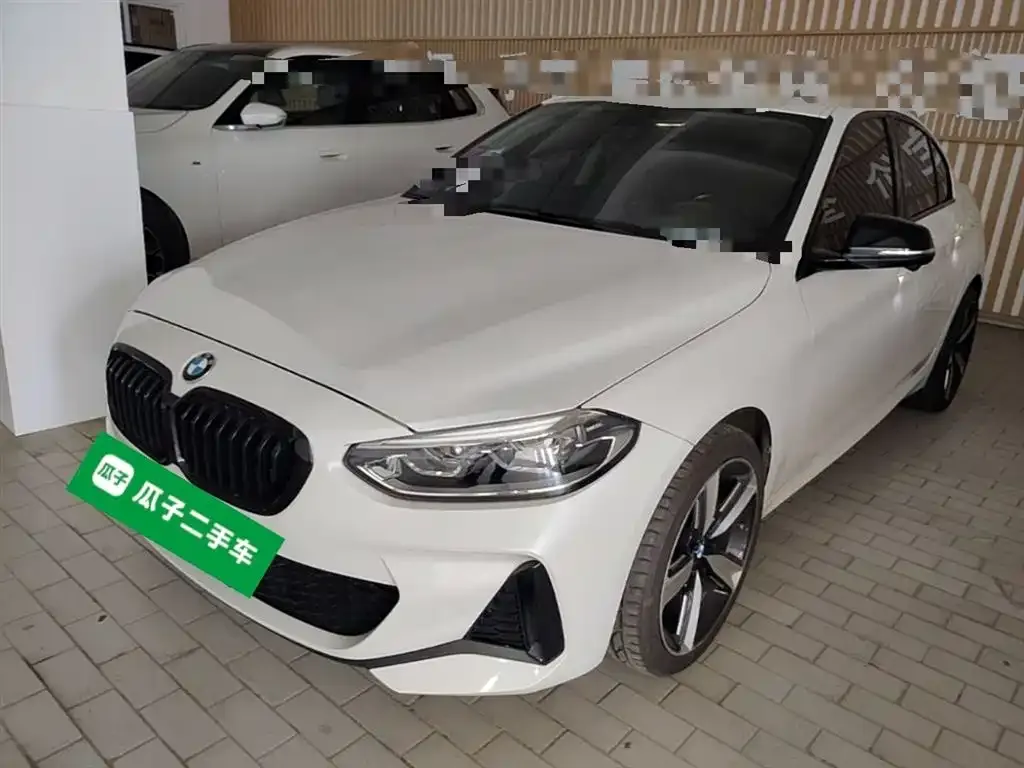 BMW 1 Series — фото 1