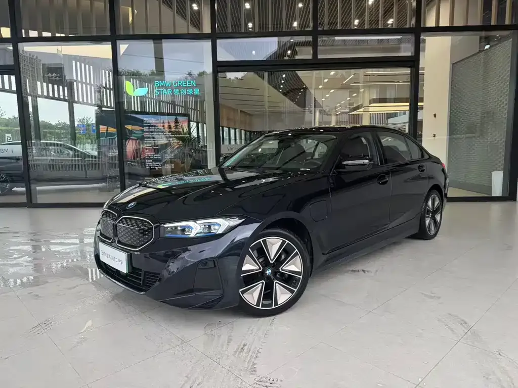 BMW i3 — фото 1