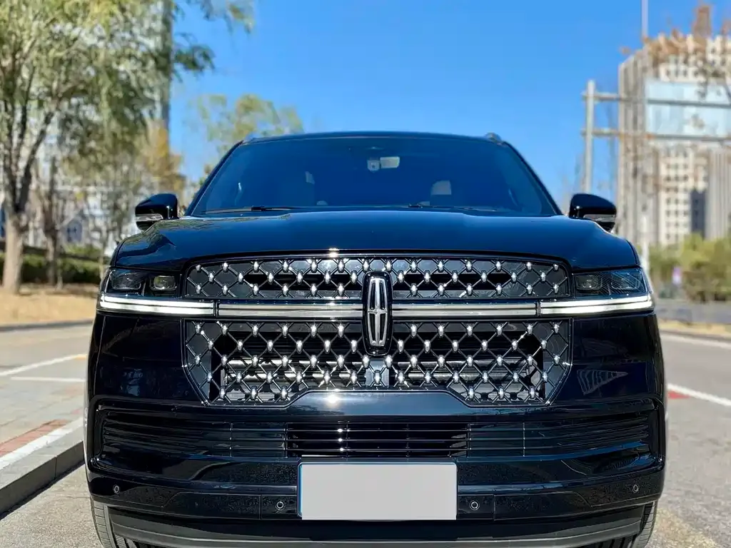 Lincoln Navigator — фото 10