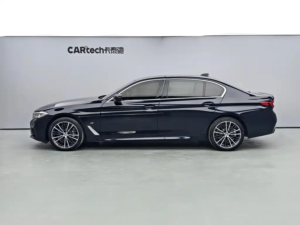 BMW 5 Series — фото 2
