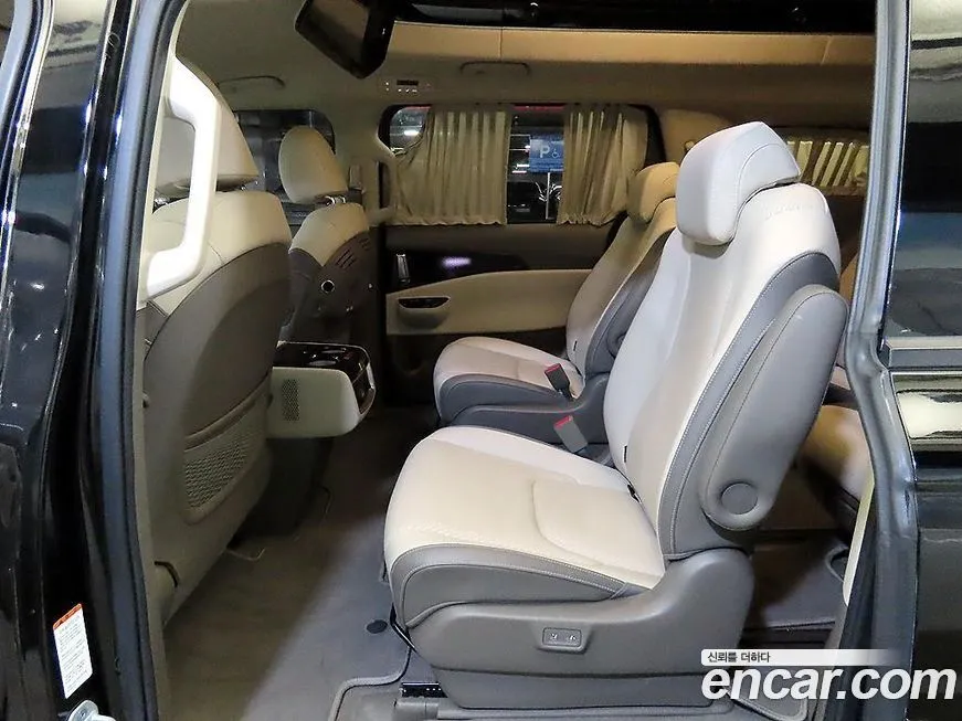 Kia Carnival — фото 2
