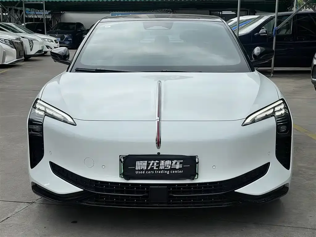 Hongqi EH7 — фото 10