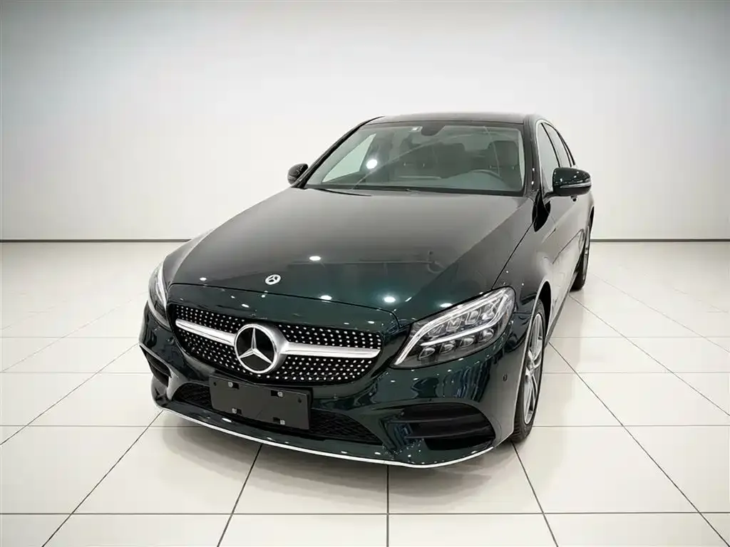 Mercedes-Benz C-Class — фото 1
