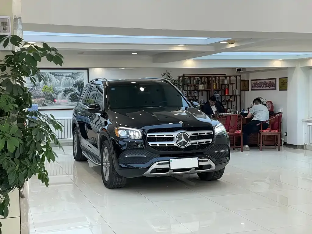 Mercedes-Benz GLS — фото 10