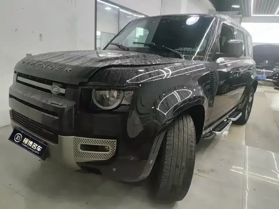 Land Rover Defender — фото 1