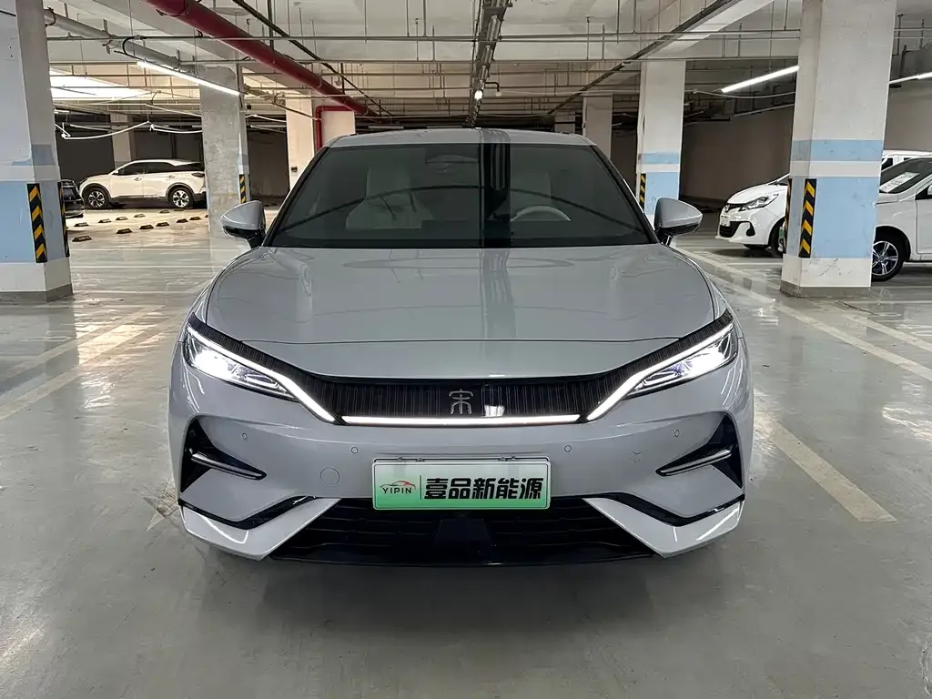 BYD L EV — фото 10