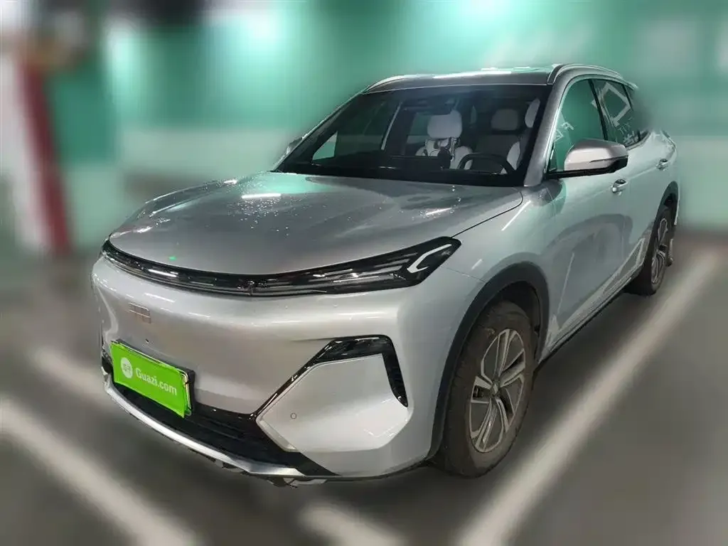 Geely Galaxy Xingjian 7 — фото 1