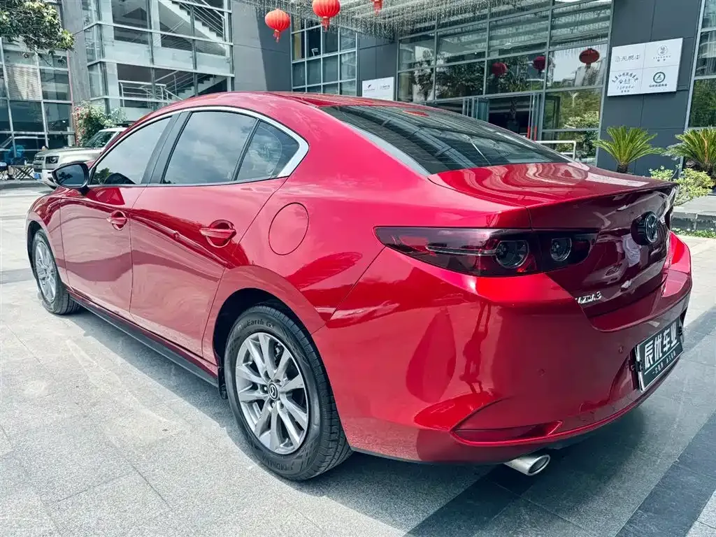 Mazda 3 Axela — фото 5