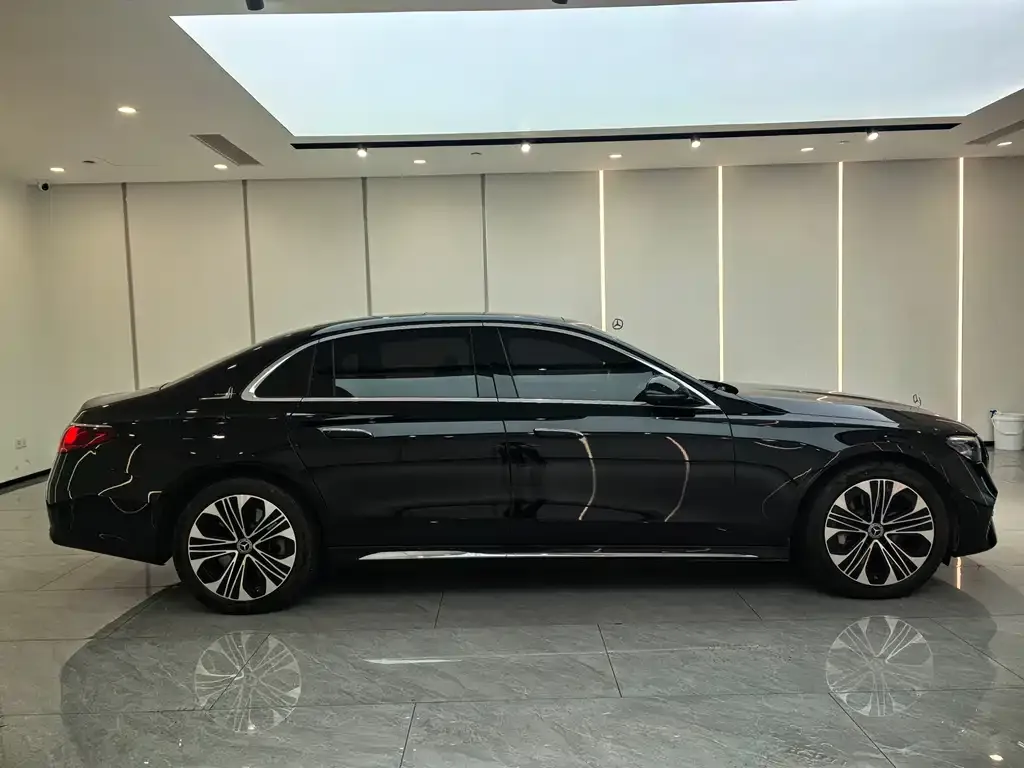 Mercedes-Benz E-Class New Energy — фото 3