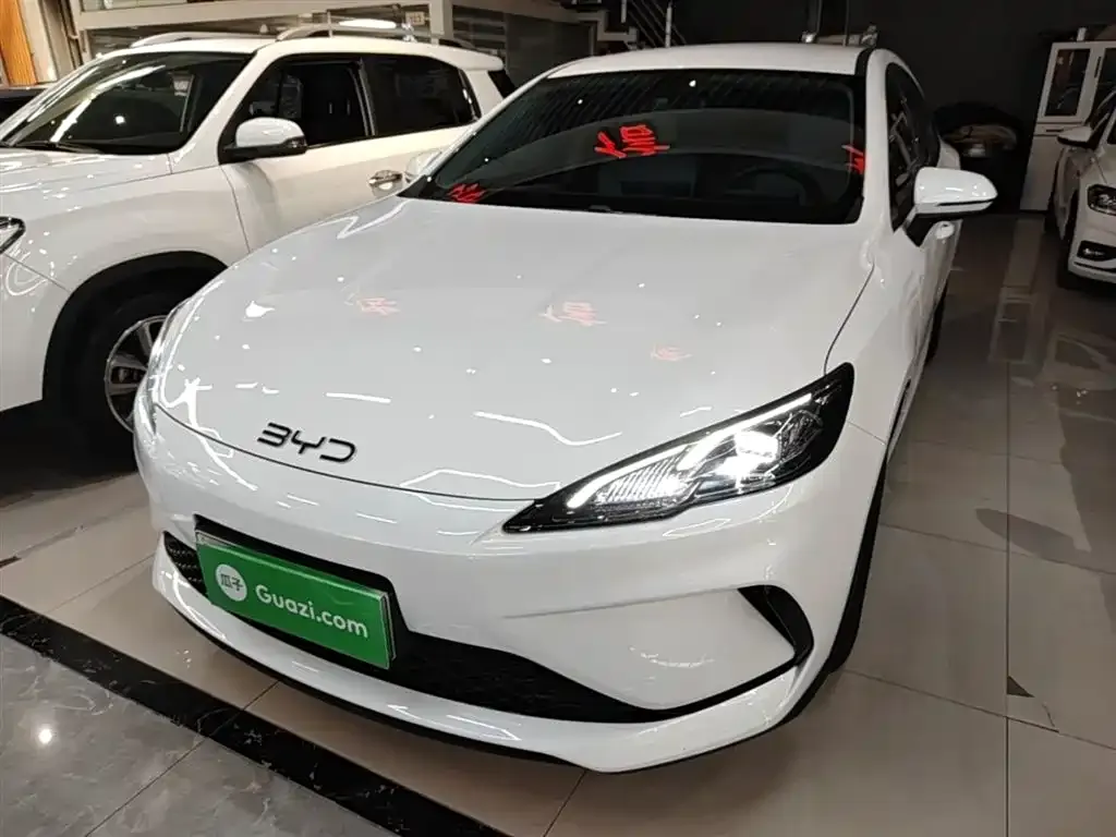 BYD Seal 05 DM-i — фото 3