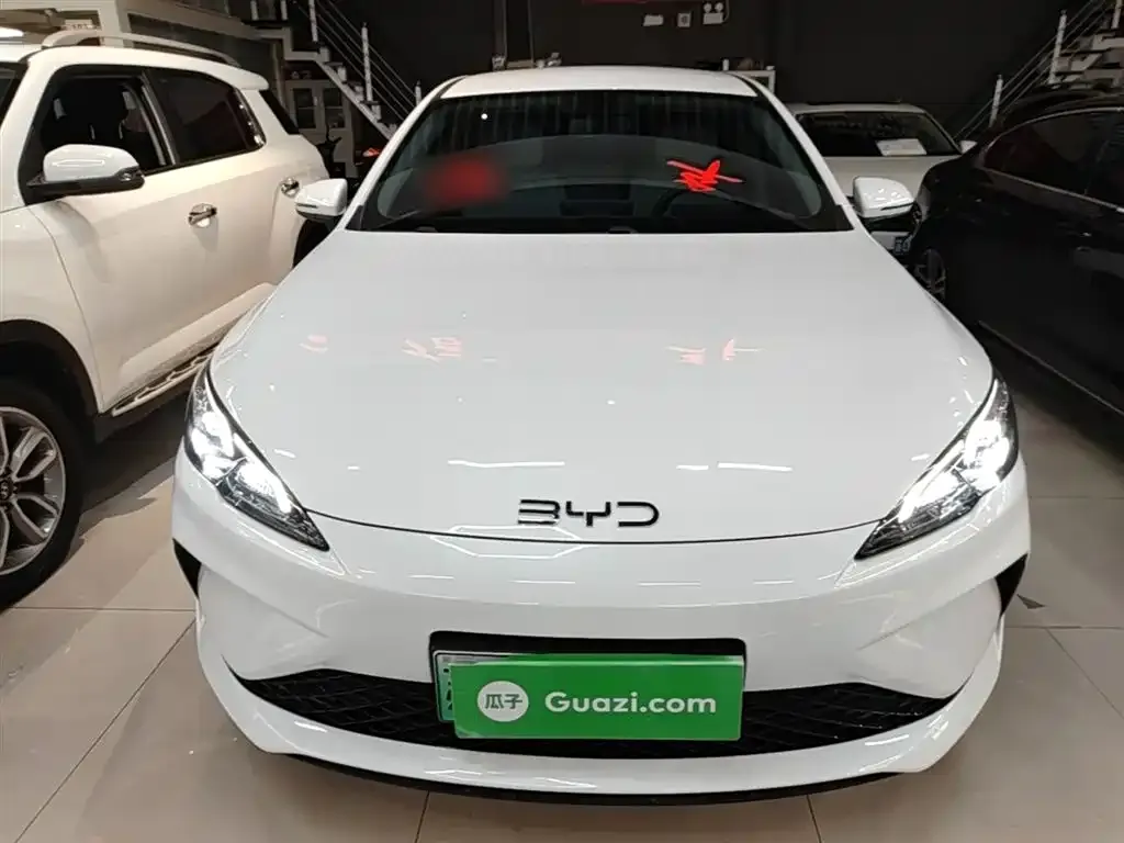 BYD Seal 05 DM-i — фото 2
