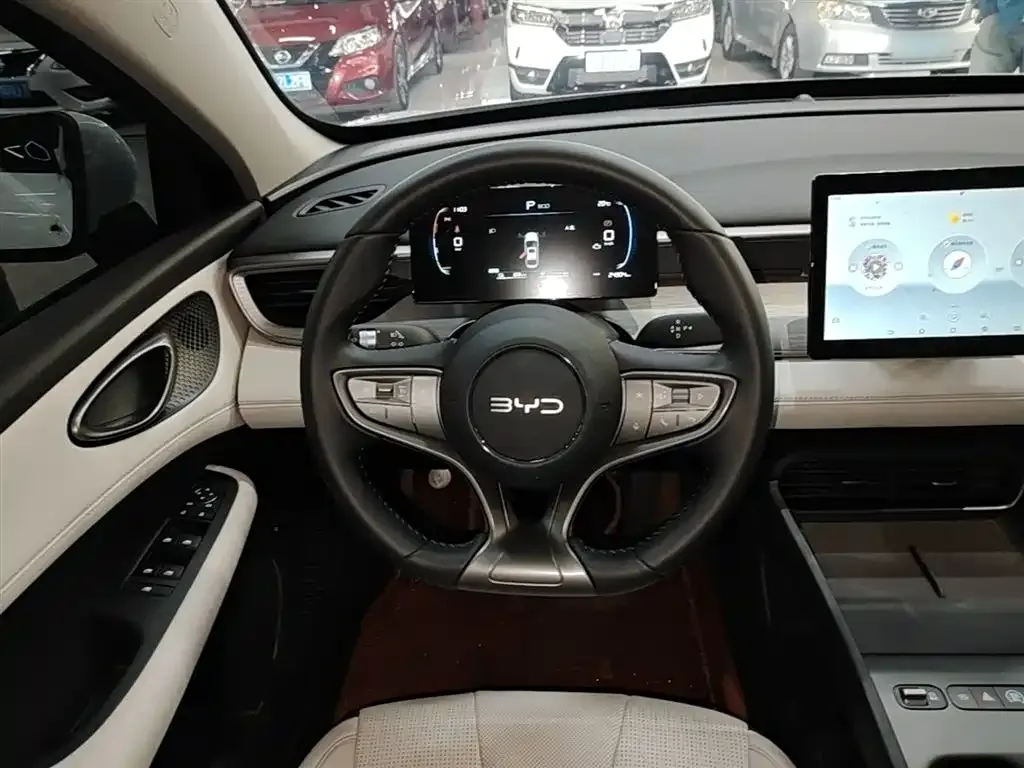 BYD Seal 05 DM-i — фото 7