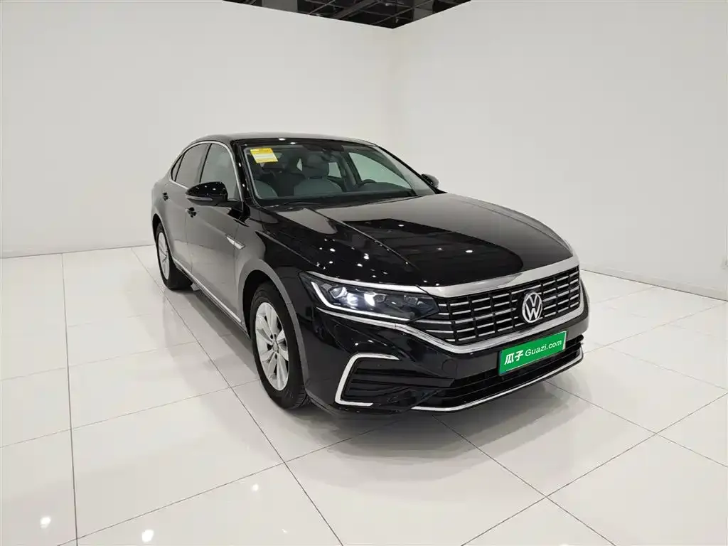 Volkswagen Passat New Energy — фото 4