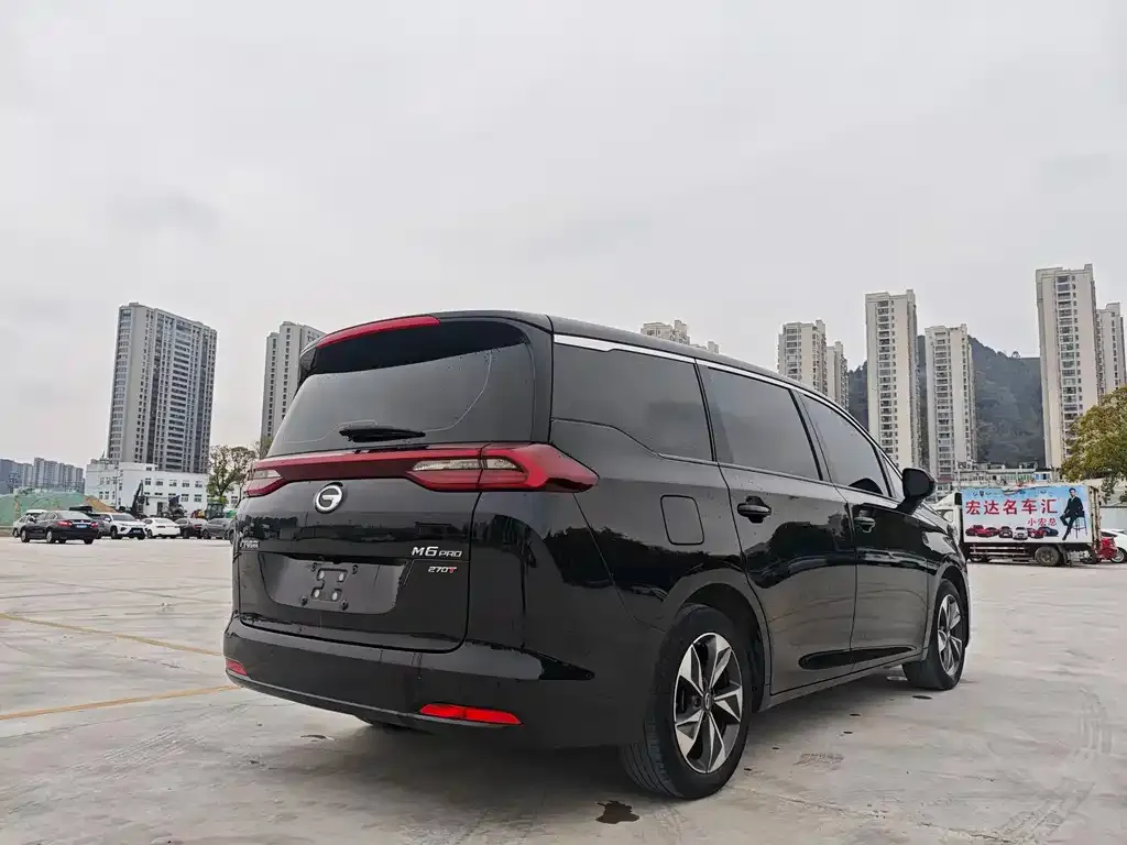 GAC Motor Trumpchi M6 — фото 8