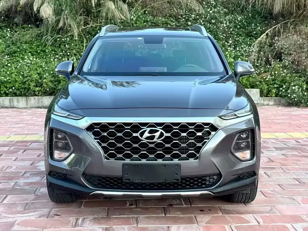 Hyundai Santa Fe — фото 9
