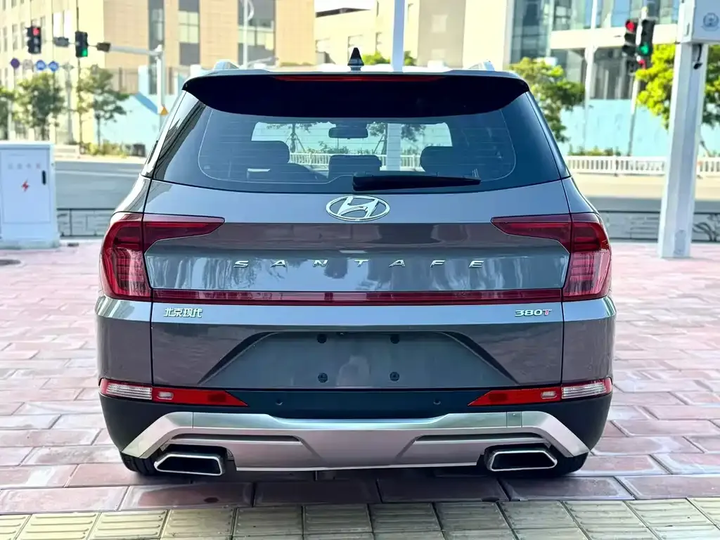 Hyundai Santa Fe — фото 3