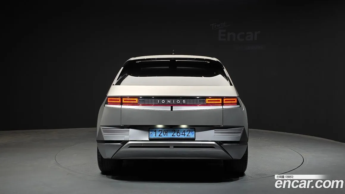 Hyundai Ioniq5 — фото 2