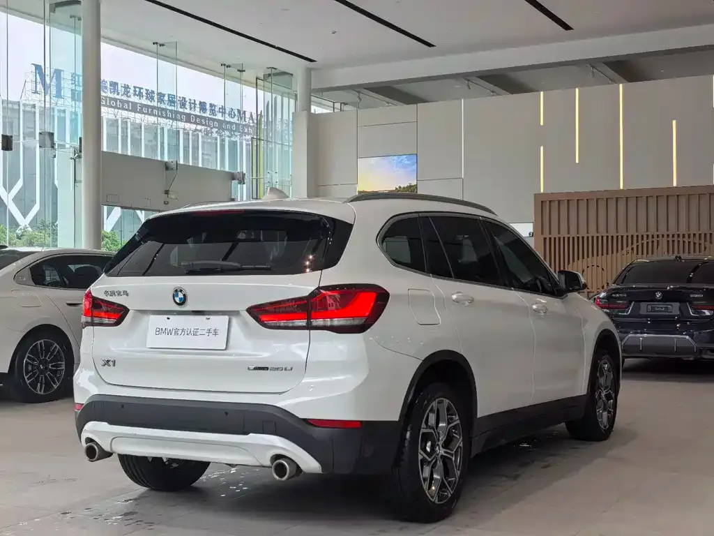 BMW X1 — фото 4