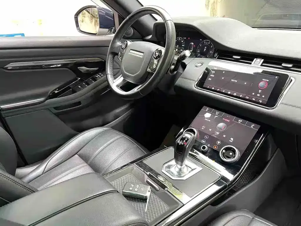 Land Rover Evoque — фото 7