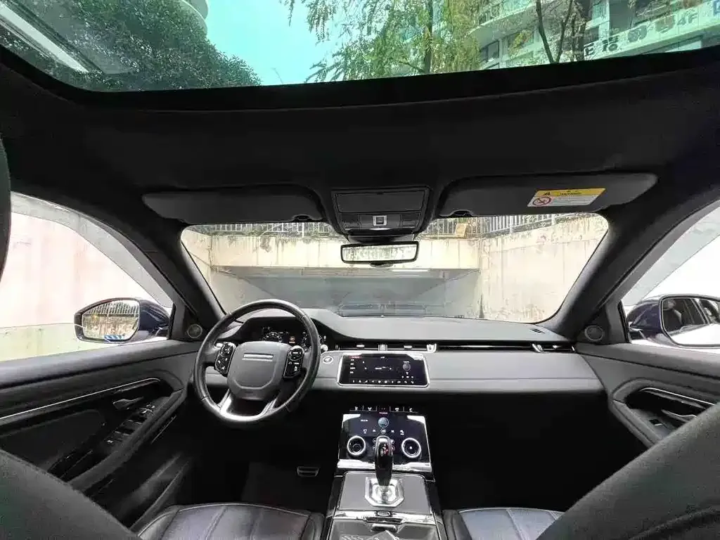 Land Rover Evoque — фото 10