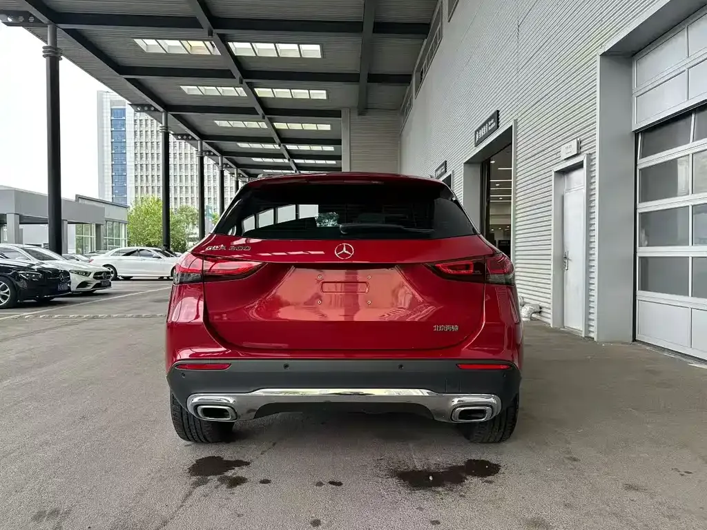 Mercedes-Benz GLA — фото 6