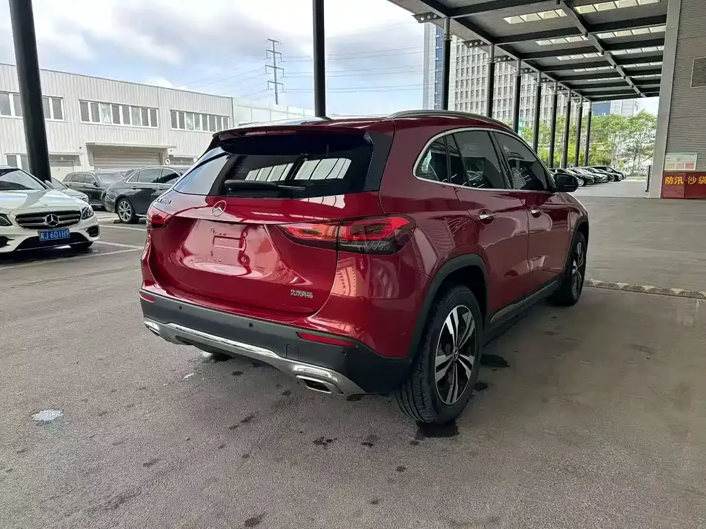 Mercedes-Benz GLA — фото 9