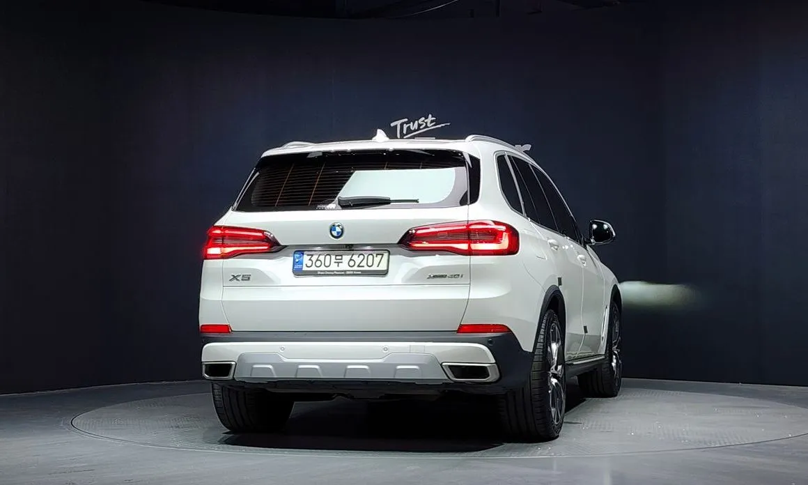 BMW X5 — фото 3