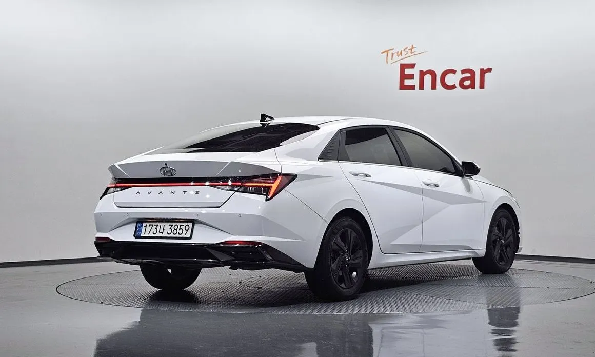 Hyundai AVANTE — фото 5