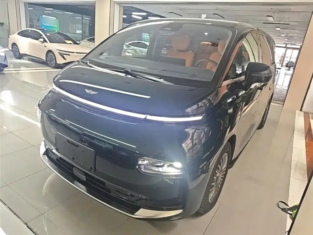 Geely Yizhen L380 — фото 1