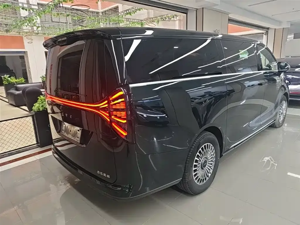 Geely Yizhen L380 — фото 10