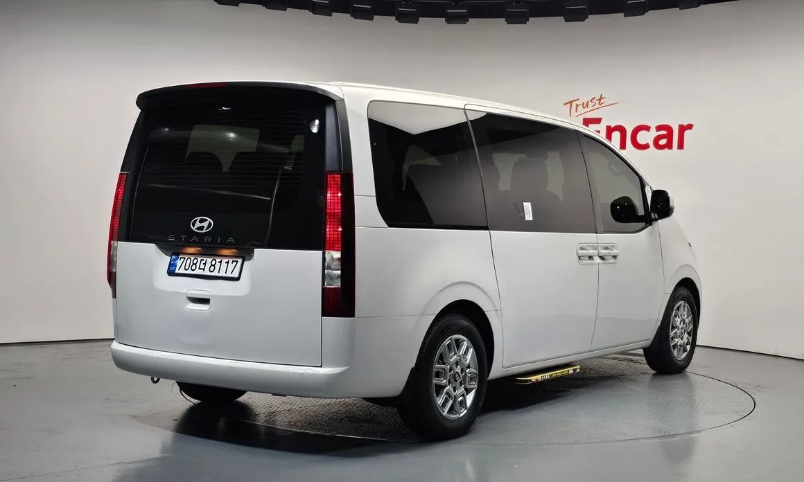 Hyundai Staria — фото 4