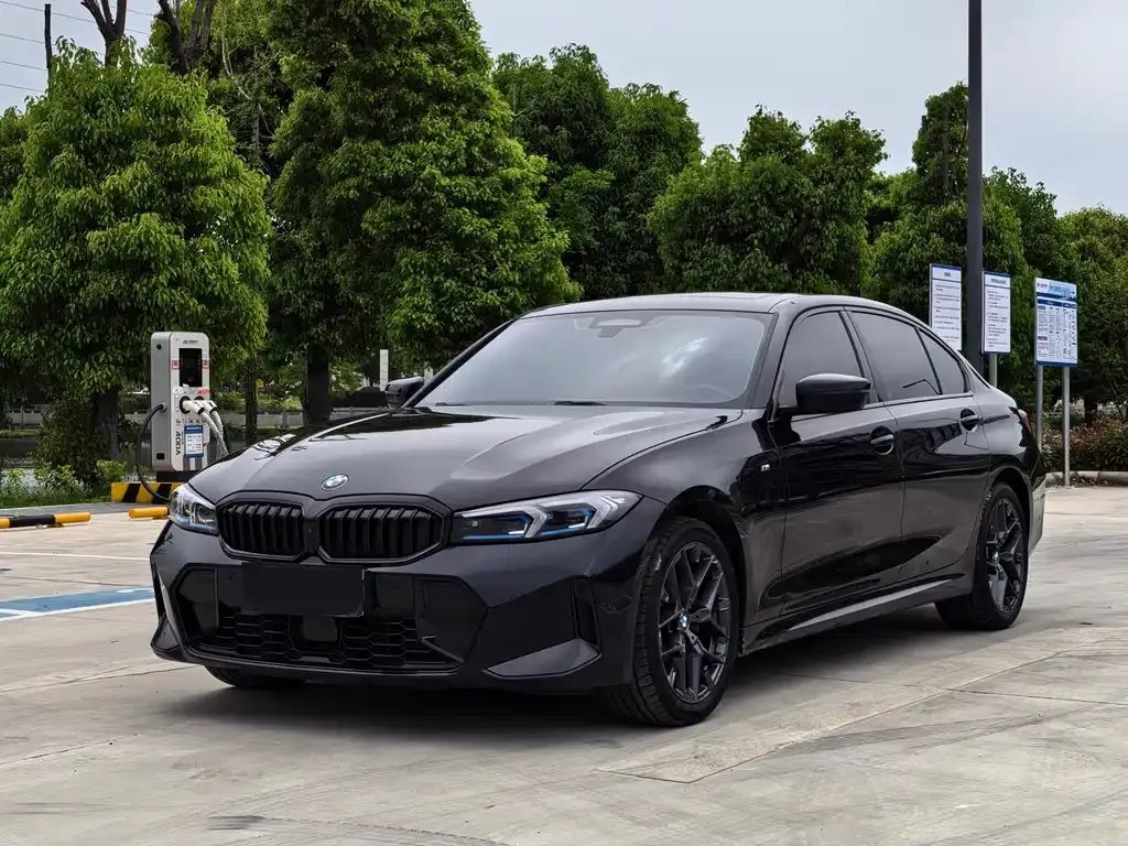 BMW 3 Series — фото 1