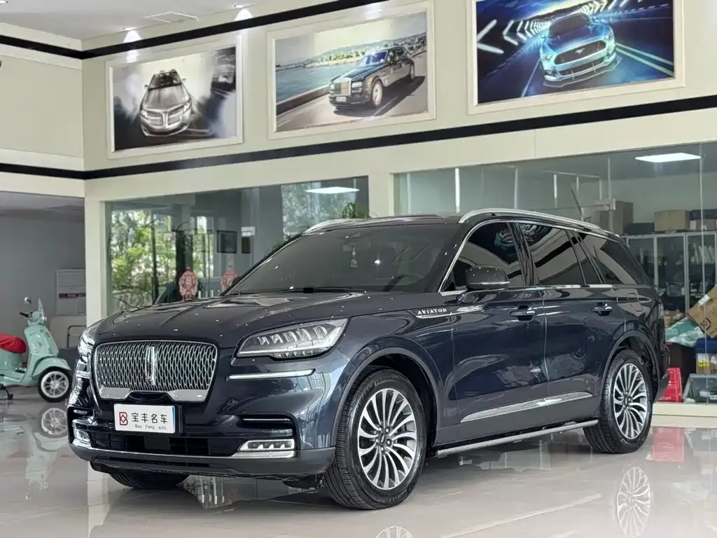 Lincoln Aviator — фото 1