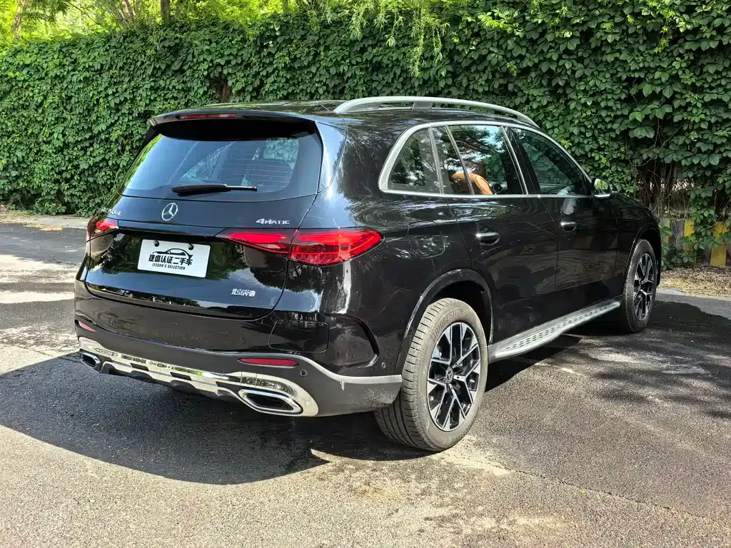 Mercedes-Benz GLC PHEV — фото 7