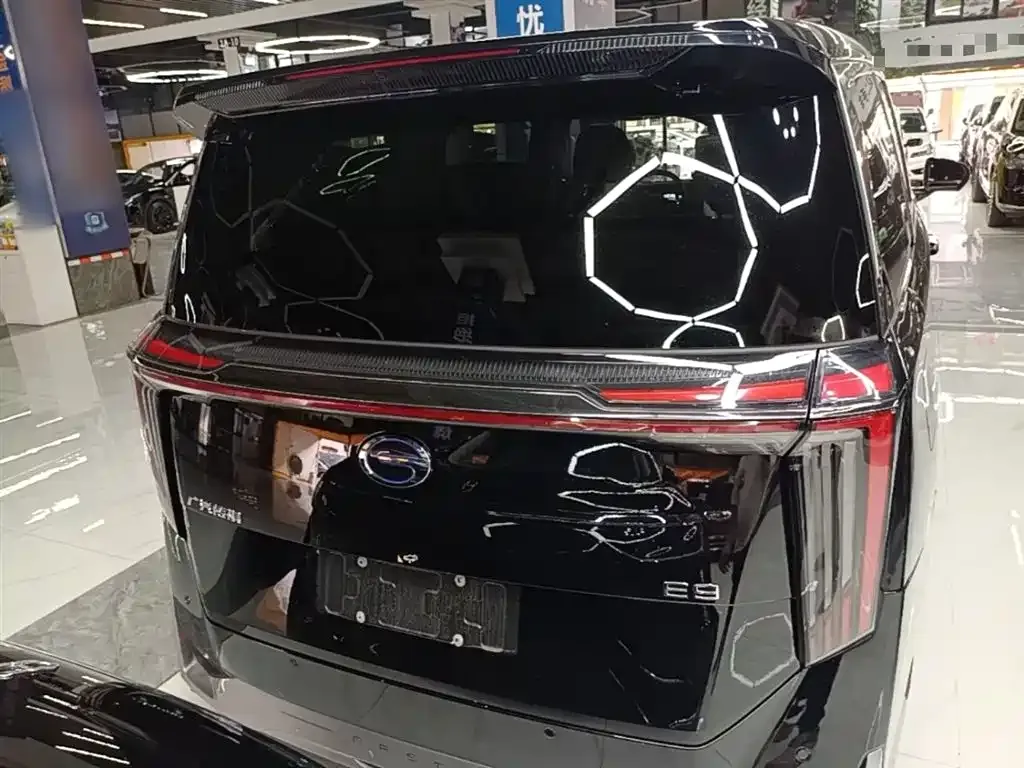 GAC Motor Trumpchi E9 — фото 6