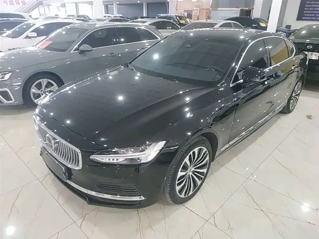 Volvo S90 PHEV — фото 1