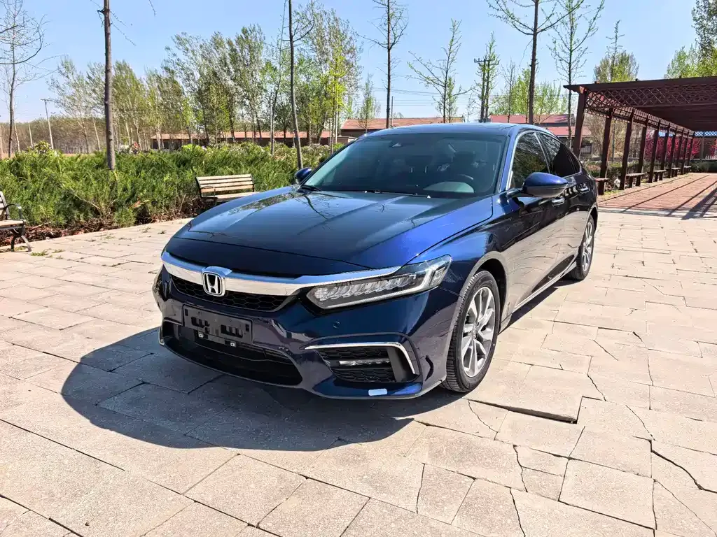 Honda Inspire — фото 1