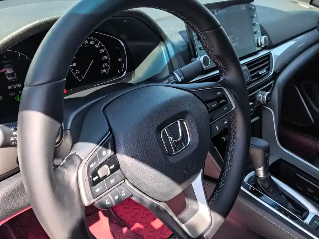 Honda Inspire — фото 3