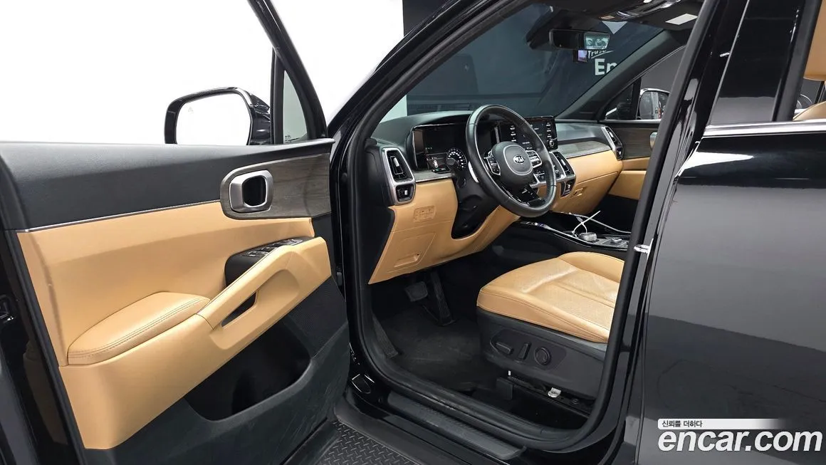 Kia Sorento — фото 10