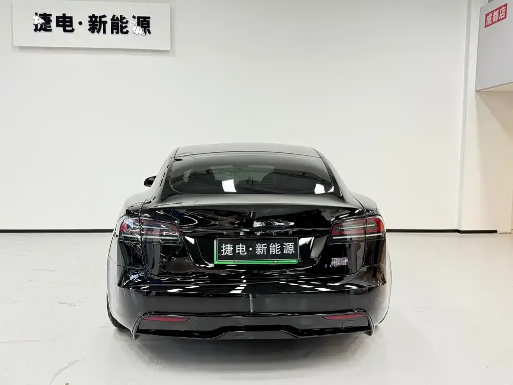 Tesla Model S — фото 2