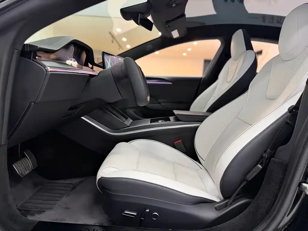 Tesla Model S — фото 10