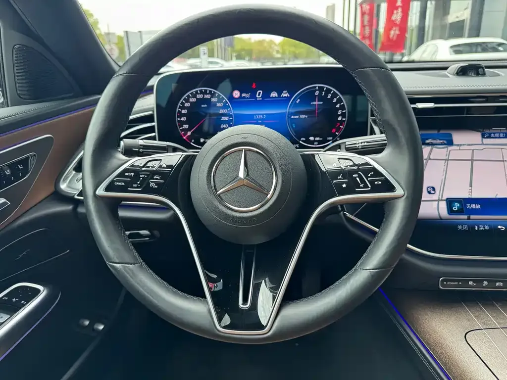 Mercedes-Benz E-Class New Energy — фото 7